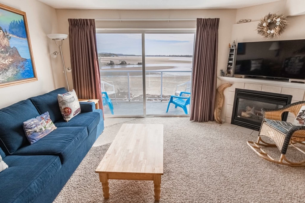 Waters Edge Condos - Siletz Bay & Ocean Views — photo 5