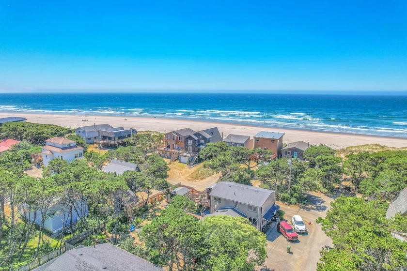 Fantasia - Pet Friendly, Fenced-in Yard, Tierra Del Mar