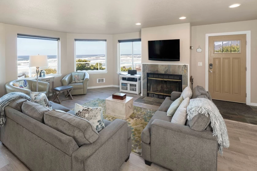 Beverly Beach Overlook - Game Room — photo 3