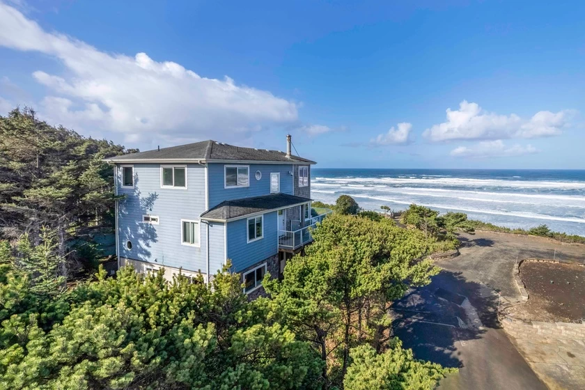 Beverly Beach Overlook - Game Room