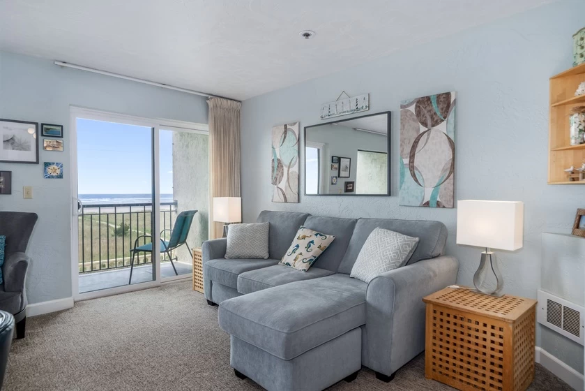 Seaside Beach Club 203 - Oceanfront Condo — photo 3