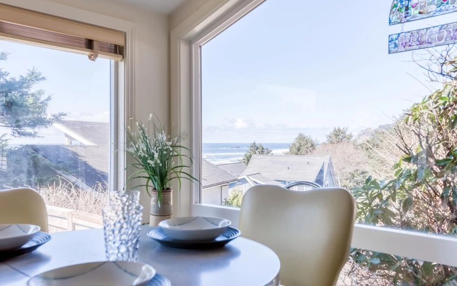 Birds Eye Beach House - Roads End