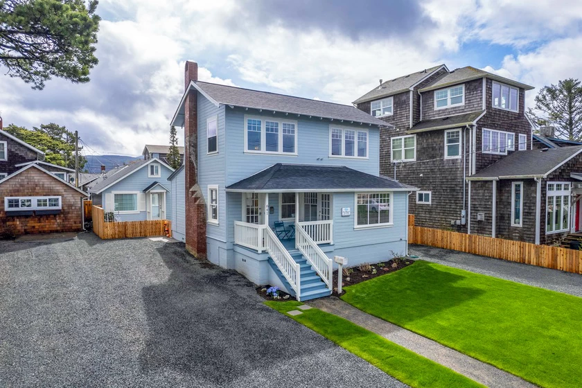 Hydrangea House - Beautifully Renovated!