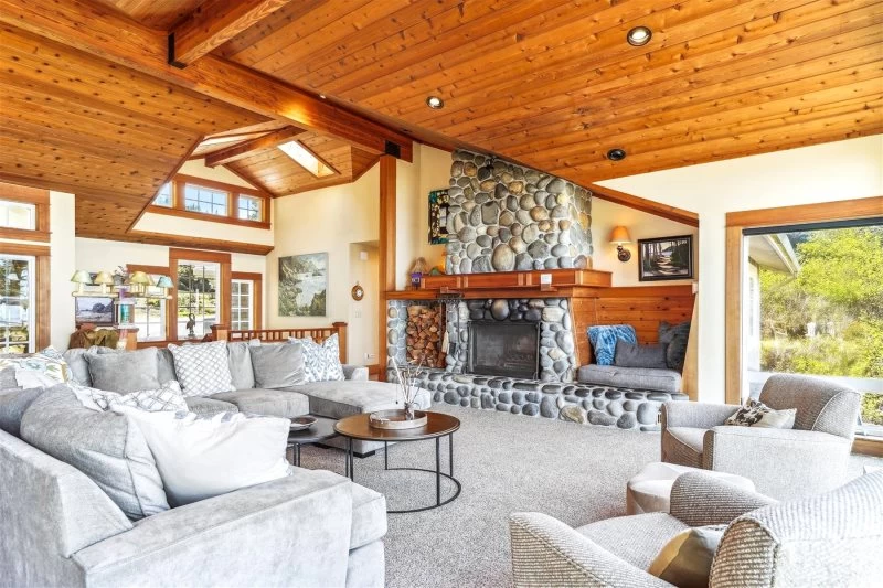 Cove Beach Lodge — photo 4