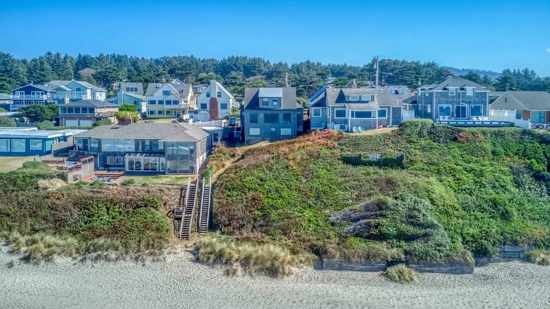 By George - Direct Beach Access