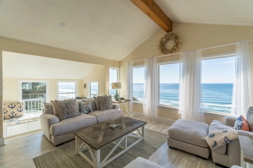 Pelicans Perch - Pet Friendly Oceanfront Luxury — photo 3