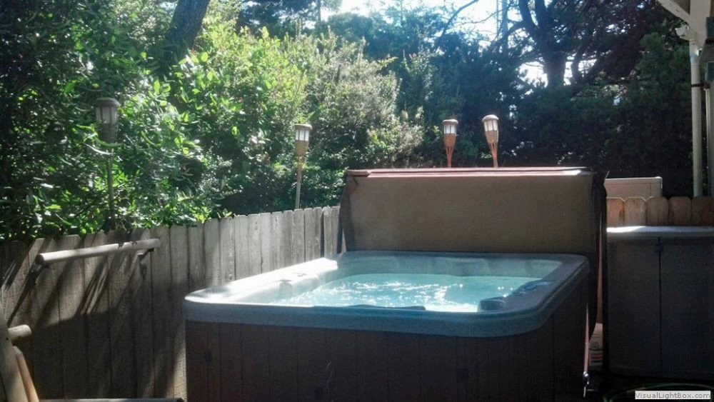 Sea Star Spa - Hot Tub, Pet Friendly