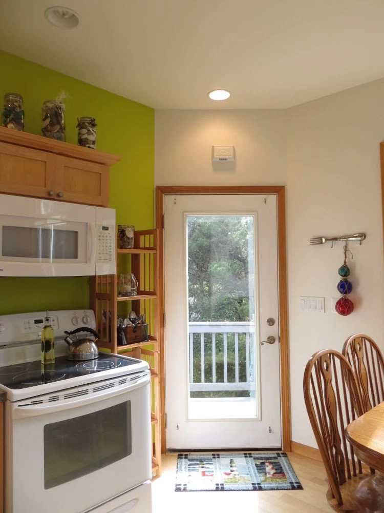 Y-Knot - 2 bedroom 2 bath walk to beach dog friendly — photo 4