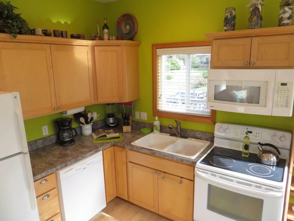 Y-Knot - 2 bedroom 2 bath walk to beach dog friendly — photo 2