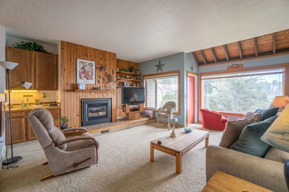 Admiral 3 - Oceanfront Condo — photo 2