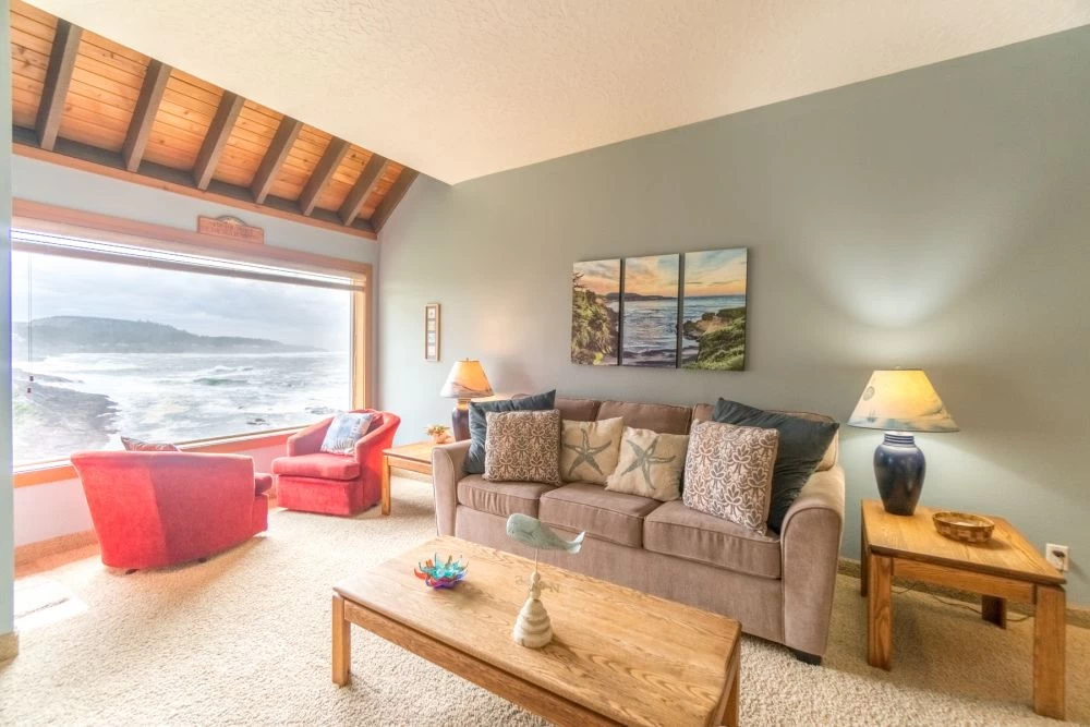 Admiral 3 - Oceanfront Condo
