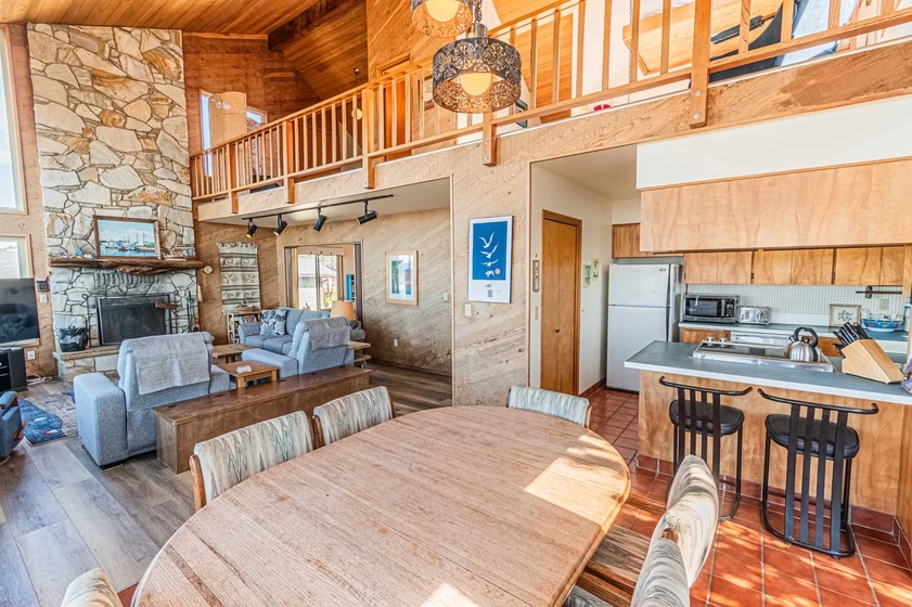 Ridgetop — photo 4