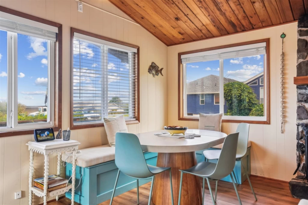 Little Caper - Newly Renovated! 1-Block to the Beach — photo 4
