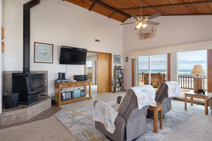 Twin Coho - Pet Friendly, Direct Beach Access — photo 4