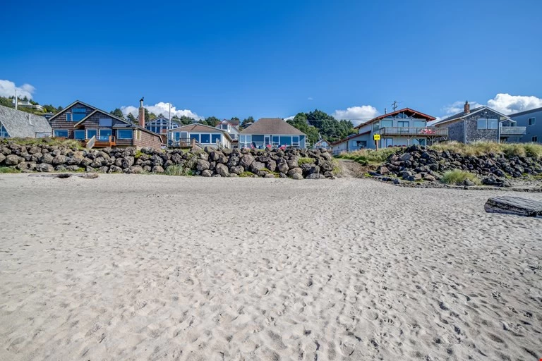 Beach Haven - Roads End — photo 4