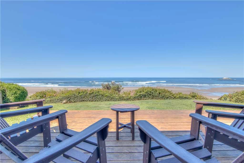 Changing Shores - Roads End - Private Beach Access — photo 4