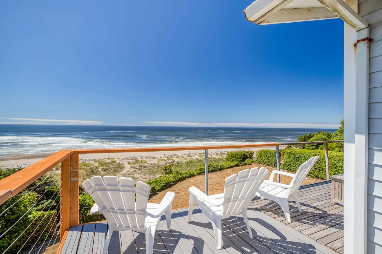 Star of the Sea - Pet Friendly, Beach Access