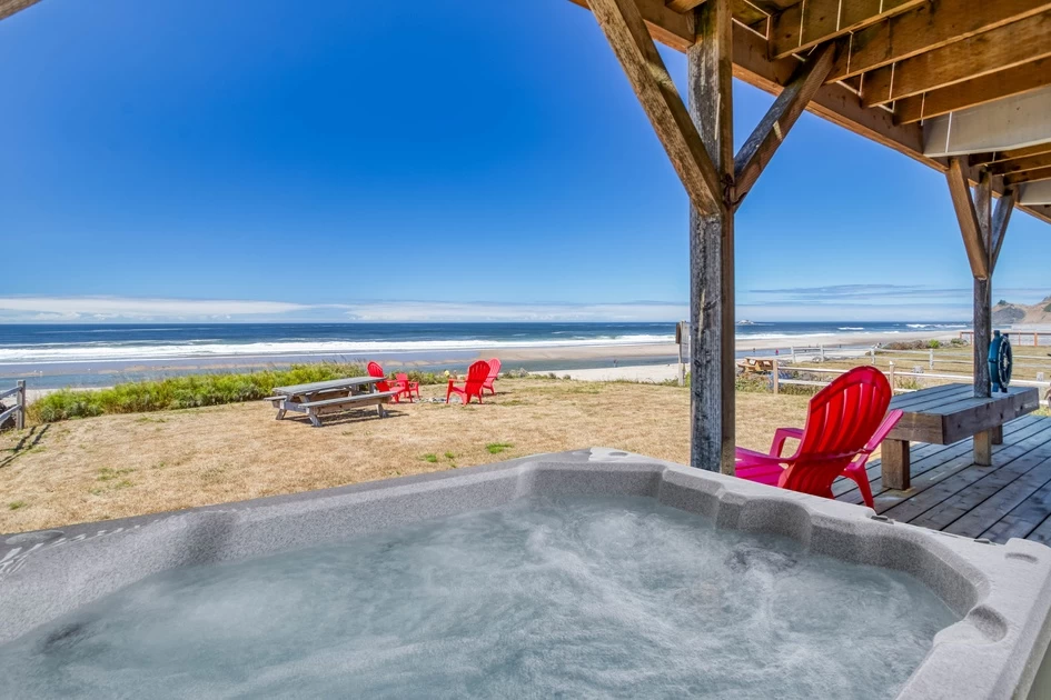 On the Beach - Roads End, Hot Tub, Game Room