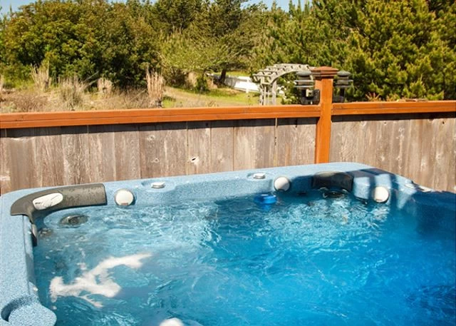 45th Place Beach House — photo 2