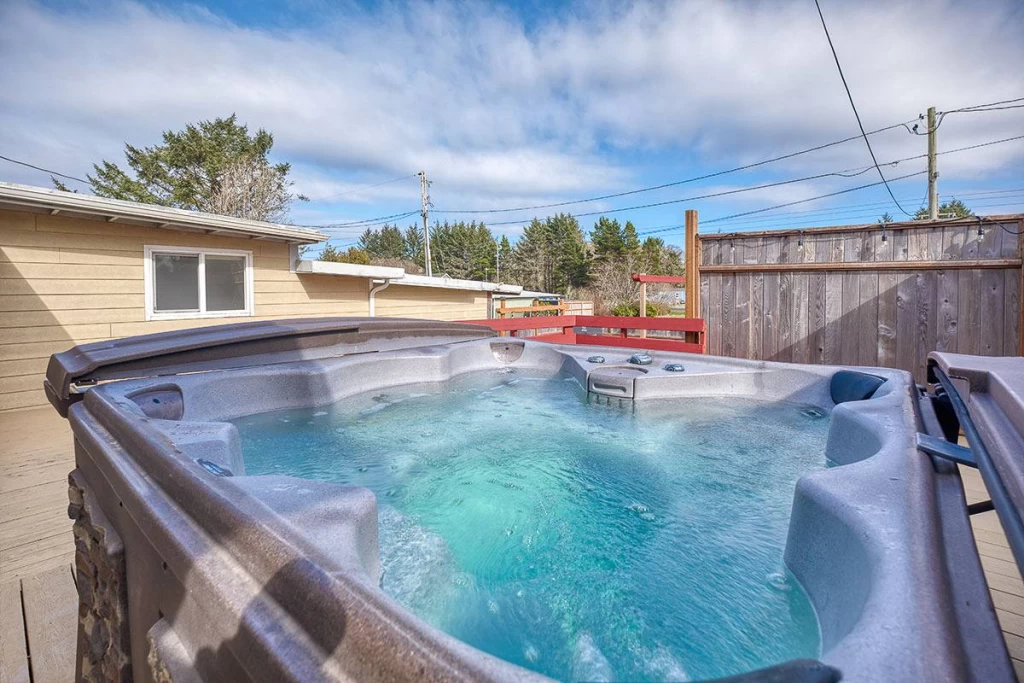 Surfview 3 - Large Groups, Hot Tub — photo 3