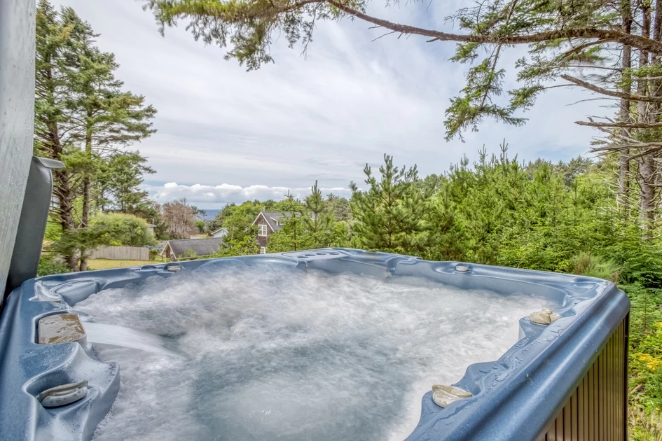 Cascade Cottage - Belhaven, Hot Tub