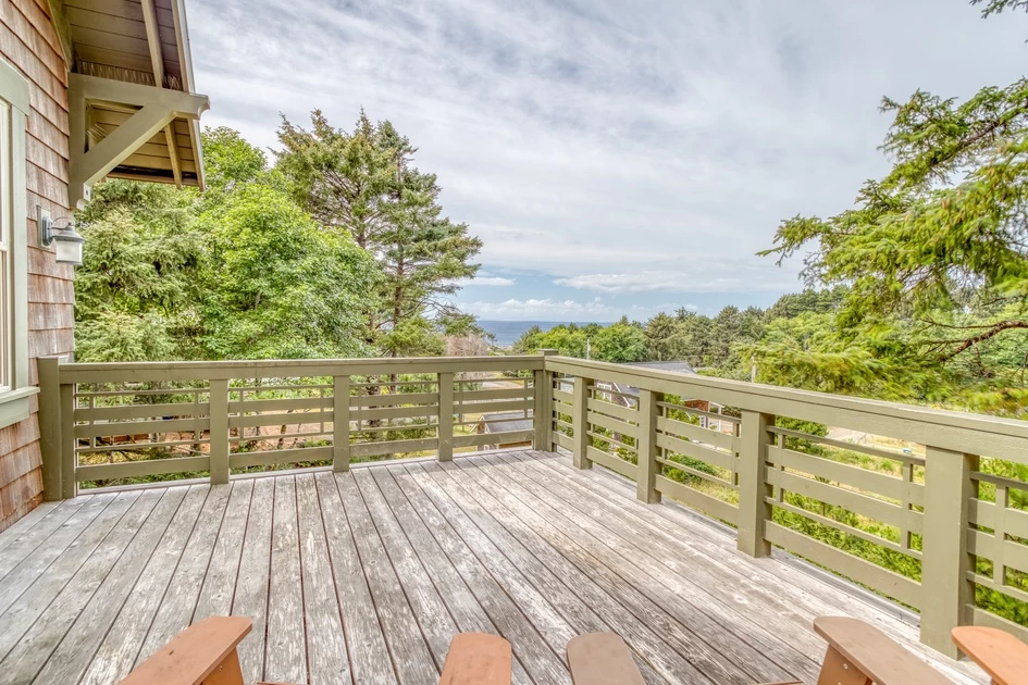 Cascade Cottage - Belhaven, Hot Tub — photo 5