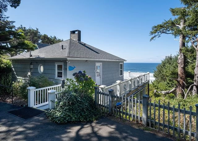 Porthole - Secluded, Ocean View Hot Tub — photo 5