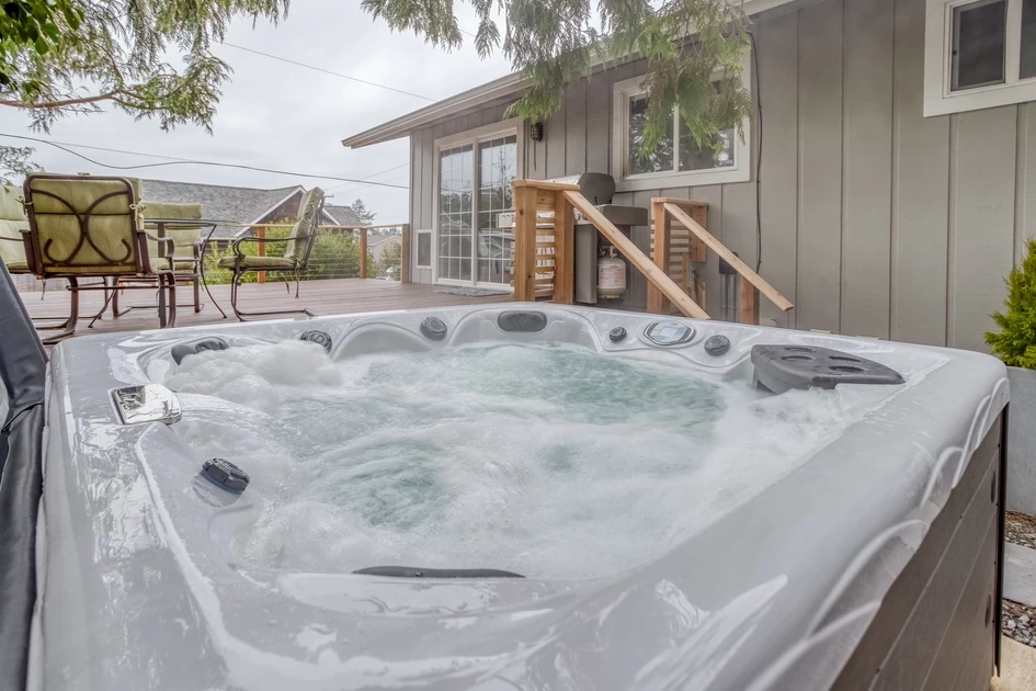 Laneda Lodge (MCA 1339) Hot Tub