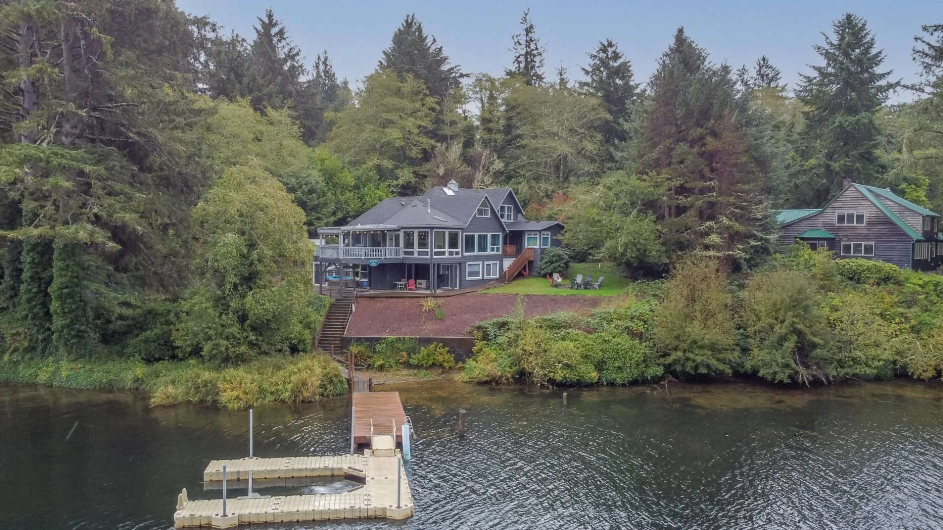 Laurel Haven - Devils Lake, Hot Tub, Game Room, Kayaks