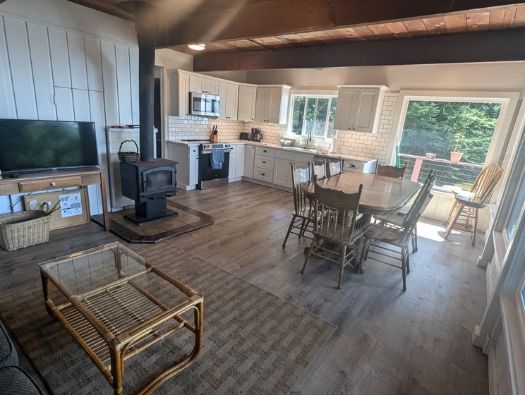 The Cedar House - Otter Rock — photo 2
