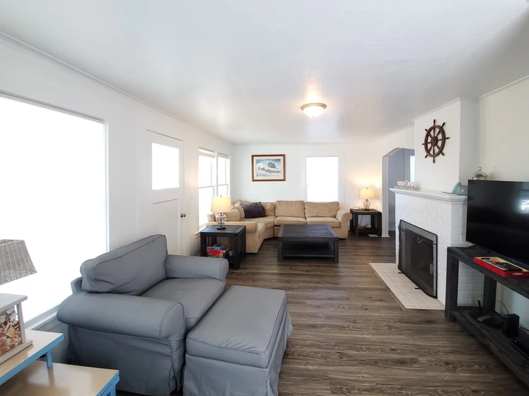 Surfers Paradise - Newly Remodeled! — photo 3