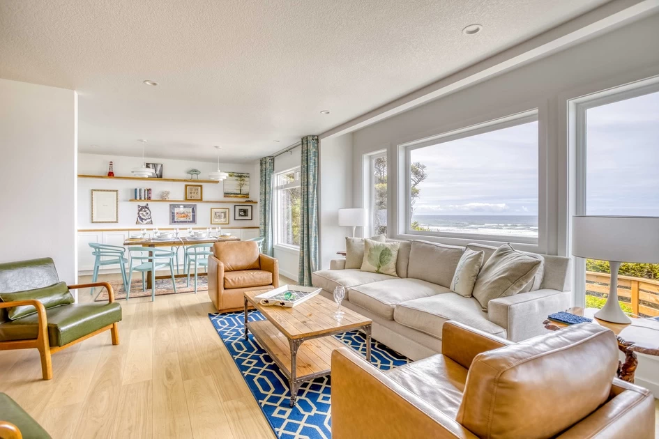 Pacific House - Seal Rock — photo 4