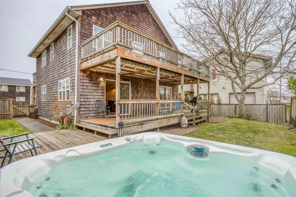 Slack Tide - Hot Tub, Game Room