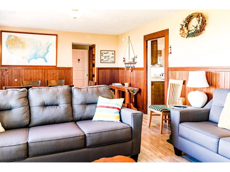 Rockaway Beachhouse - Private Beach Access — photo 3