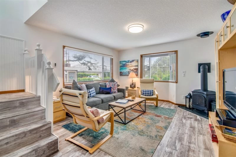 The House at Cannon Beach - Downtown, Newly Remodeled — photo 5