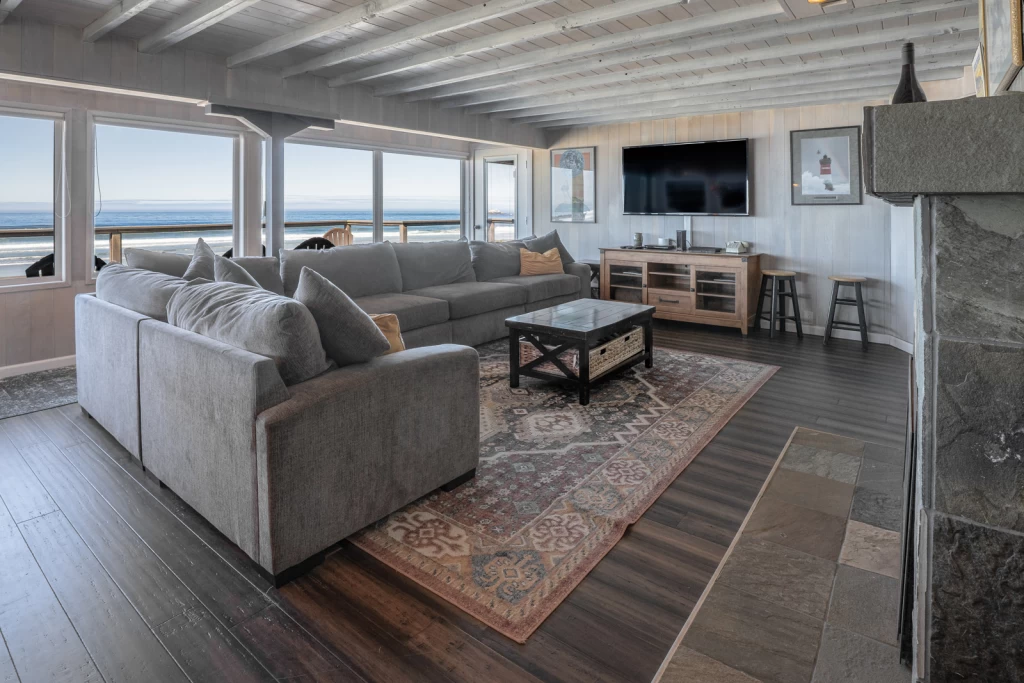 Sea Perch - Hot Tub, Game Room, EV Charger, Roads End — photo 4