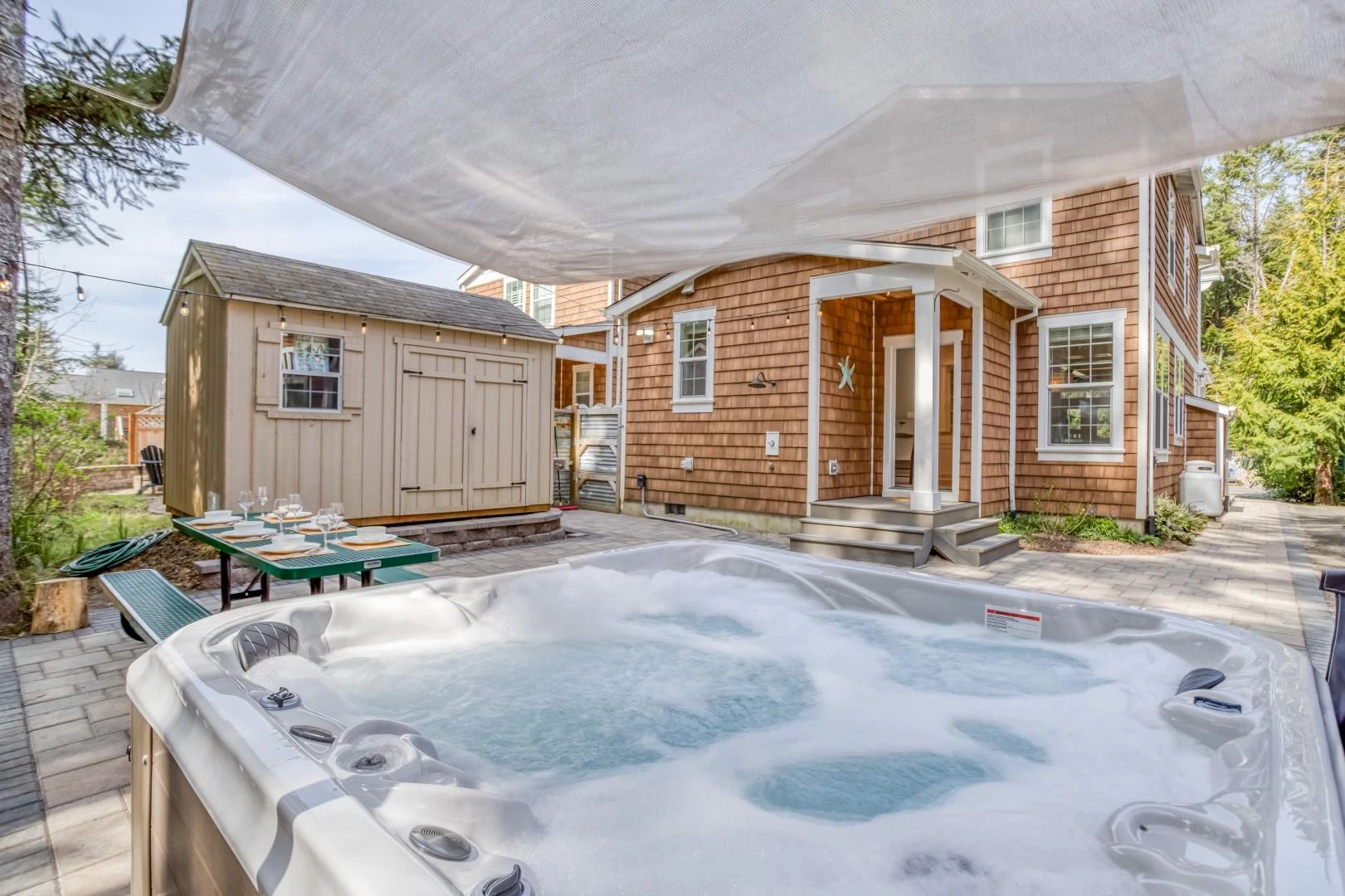 Koral Retreat - Hot Tub