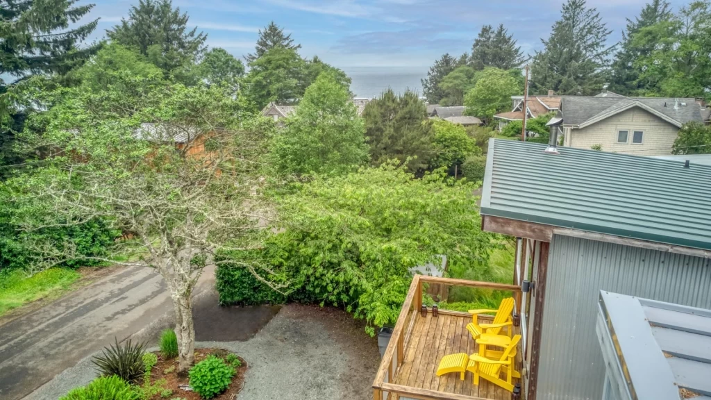 Modern Manzanita Retreat - Hot Tub, Dog Friendly