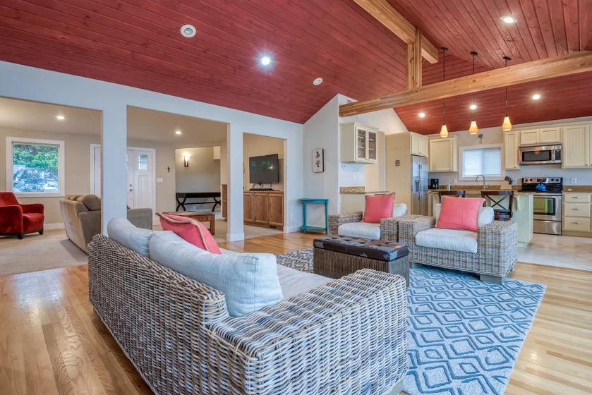 Oceans Edge - Hot Tub, Pet Friendly — photo 4