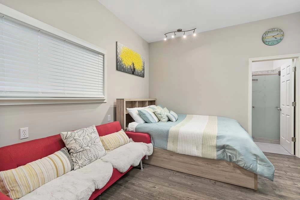 Coastal Guest Studio - Monthly Rental (30-nights min) — photo 2