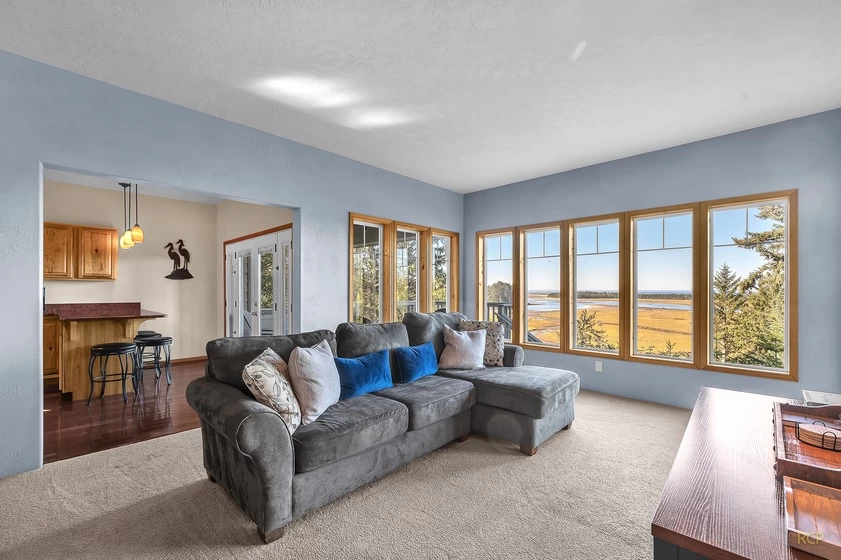 Haven Hill - Bay & Ocean Views, Private Setting — photo 4