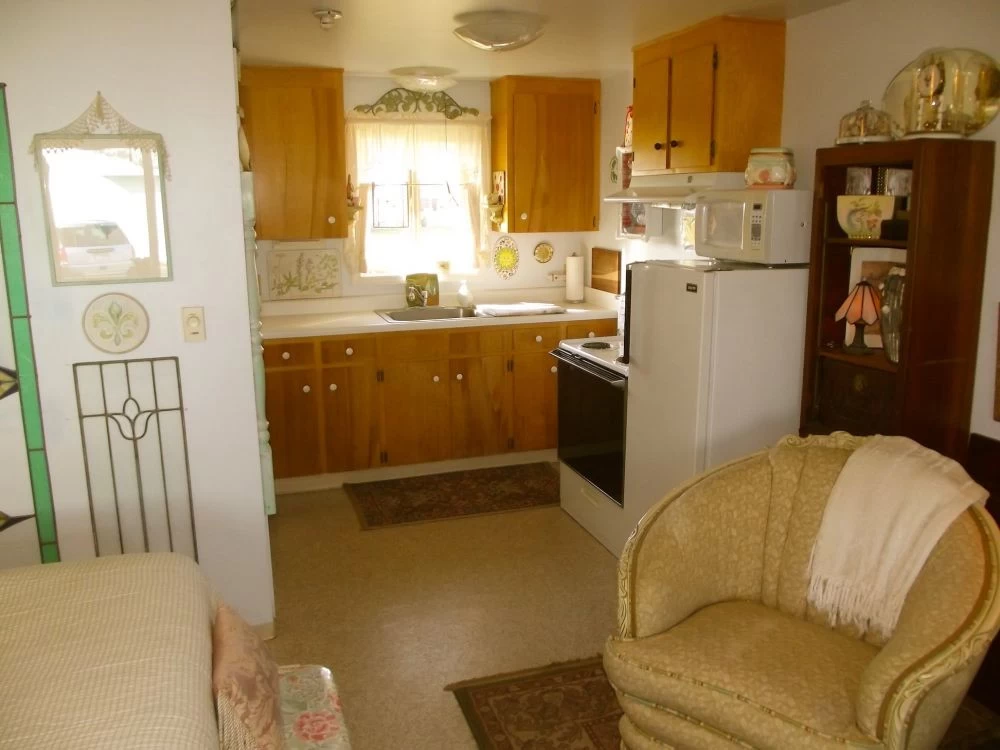 ~Gull~~Wing~~Inn~ Dog-Friendly Suites Peekaboo Ocean View Fully Equipped Kitchens Easy Beach Access — photo 4