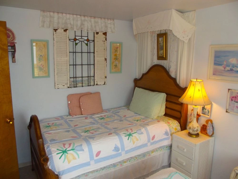 ~Gull~~Wing~~Inn~ Dog-Friendly Suites Peekaboo Ocean View Fully Equipped Kitchens Easy Beach Access — photo 2