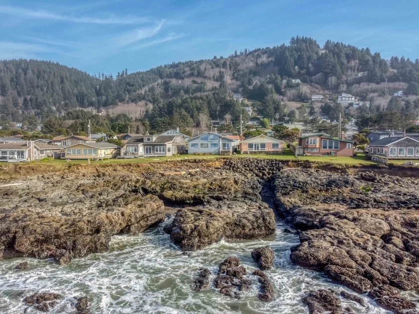 Kelly's Cove — photo 2
