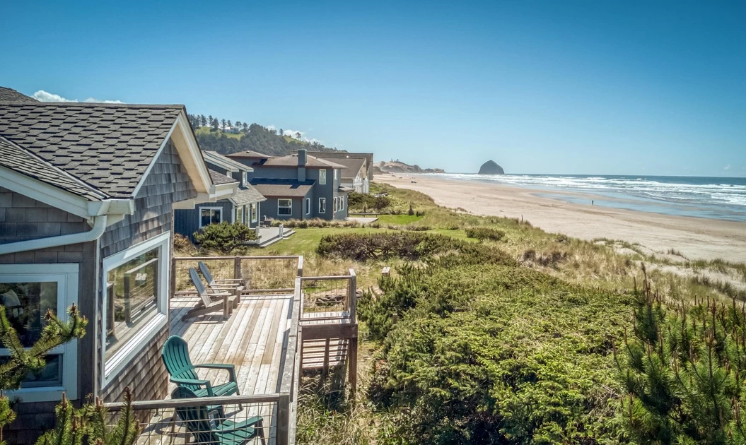 Sea-Esta in Tierra Del Mar - Direct Beach Access