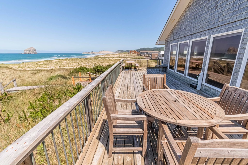 Gull Cottage - Direct Beach Access — photo 2