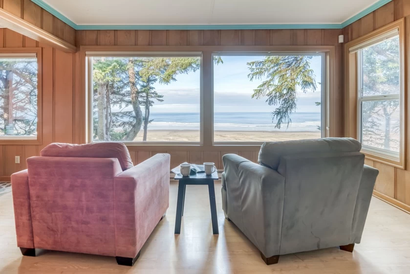 Agate Beach Oceanfront Suite A