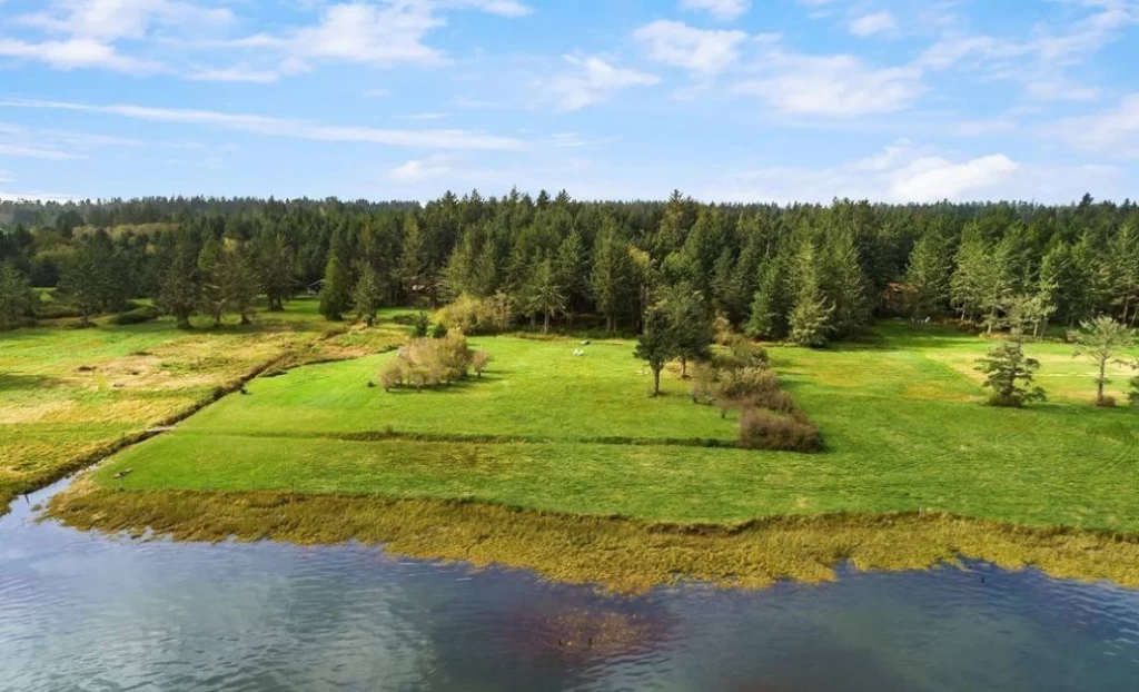 Bliss at Willapa Bay - Monthly Only Rental — photo 3