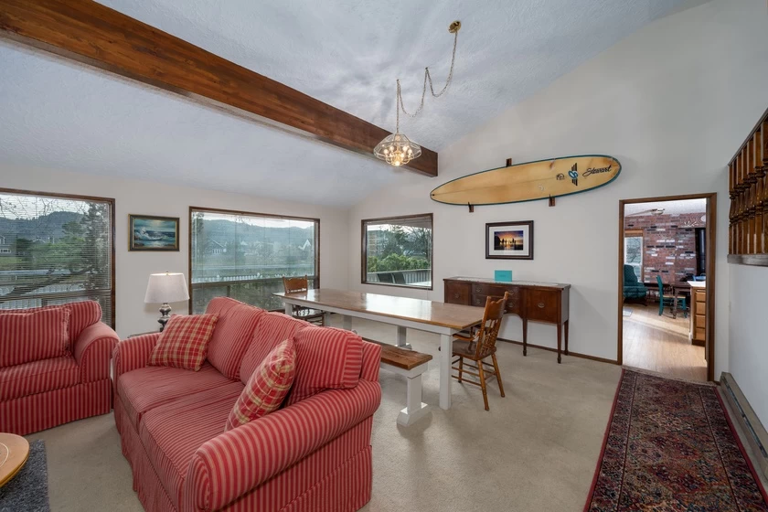 Surfrider Seaside - Game Room — photo 5