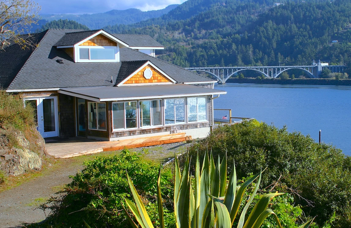 River’s End-Best River and Ocean Views, 2+acres, Hot Tub